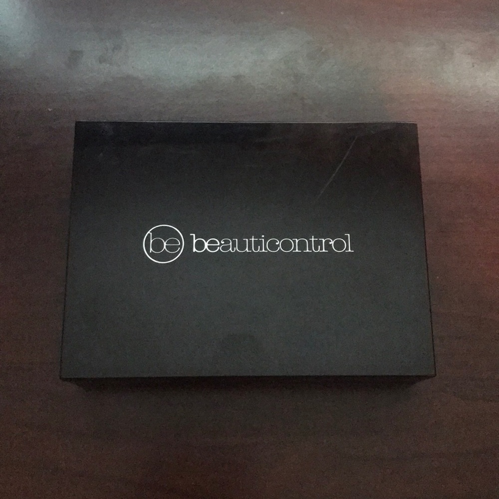 Beauti Control Makeup Pallet